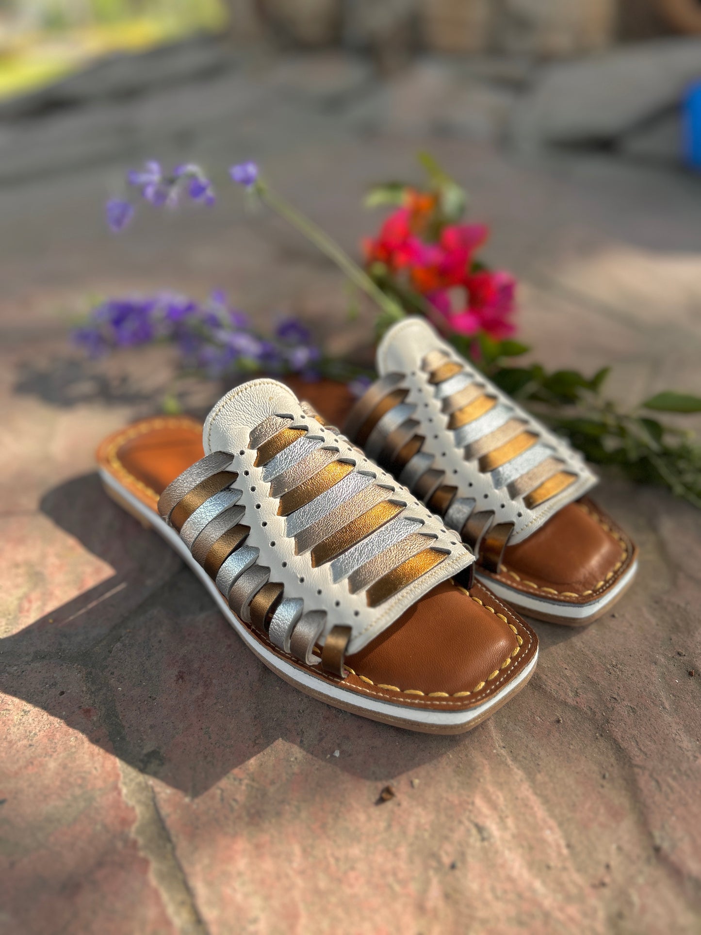 Zahb - Eleven Strap Slide