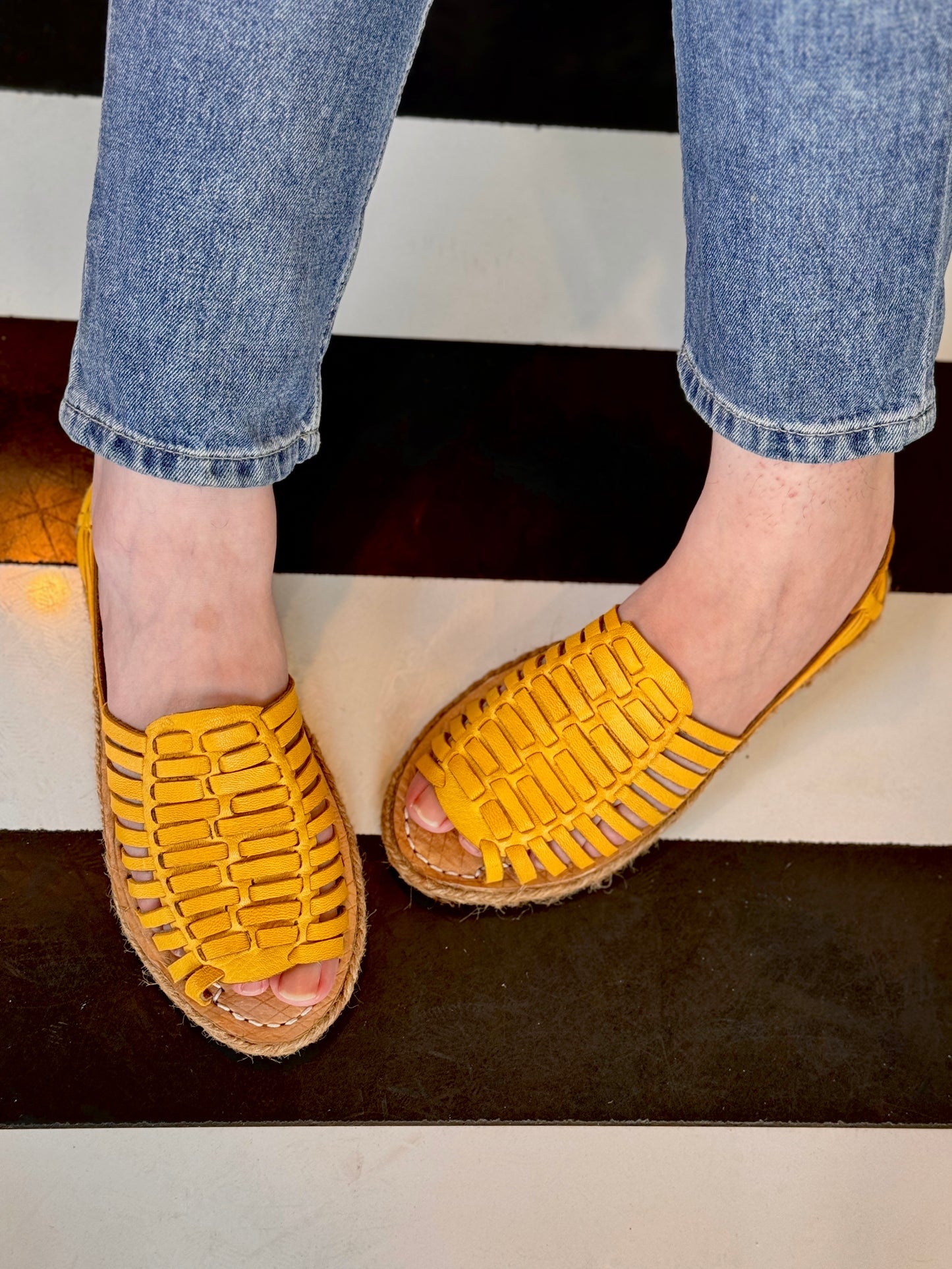 Lemon Sherbet - Closed Huaraches