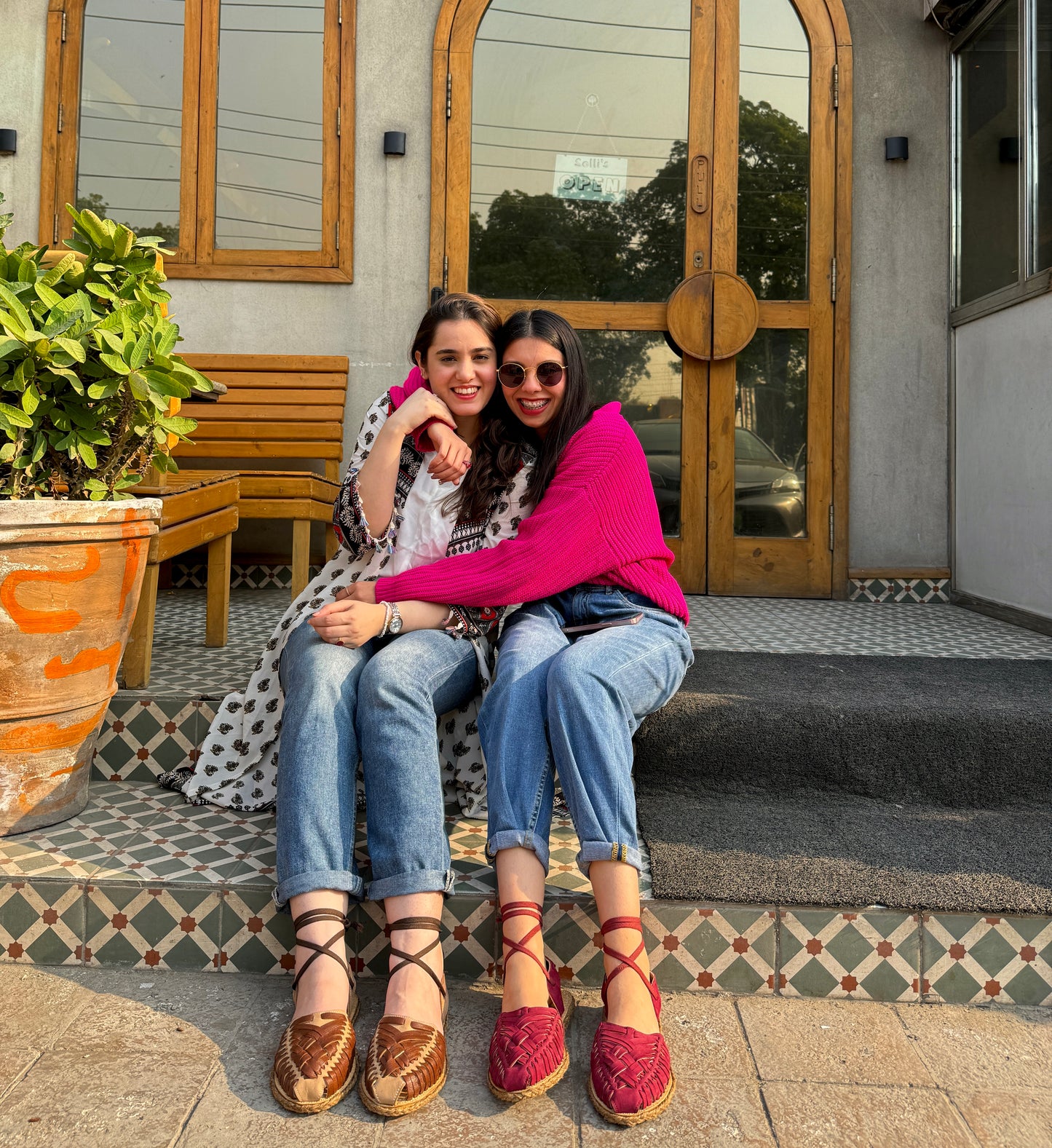 Cinnamon - Lace-up Sandals