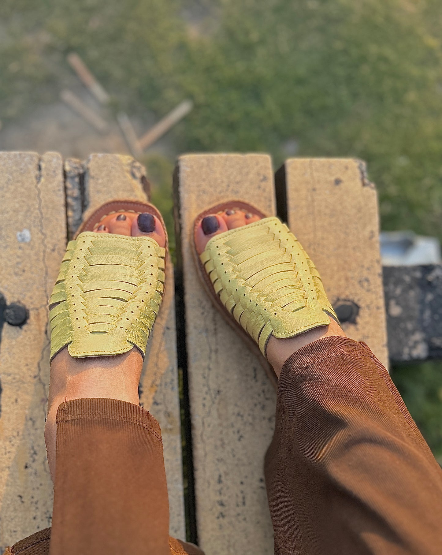 Butter Yellow - Eleven Strap Slide