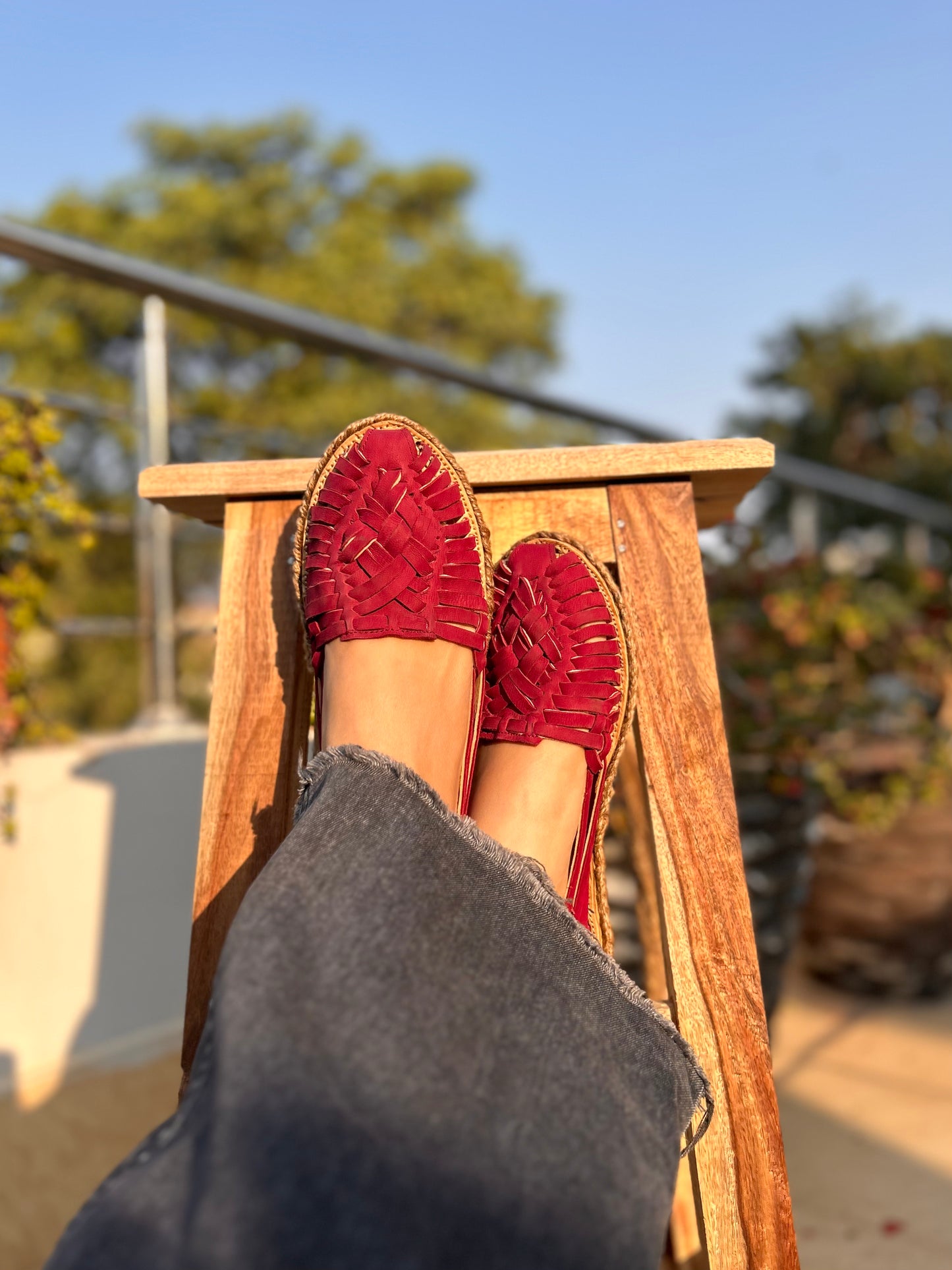 Fuchsia - Closed Huaraches