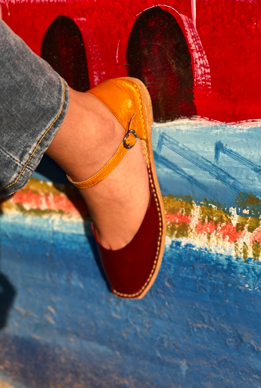 Short Red - Cow Glaze Sandals